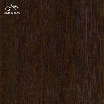 Cartilage de roble humeado de corte de cuarto 0,45 mm Contenido de humedad 8% ± 2% Hoja de cartilage de madera natural