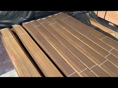 Chapa de roble ahumado, corte al cuarto